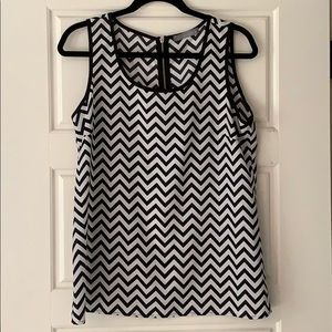 Black/white Chevron Print Sleeveless Top
